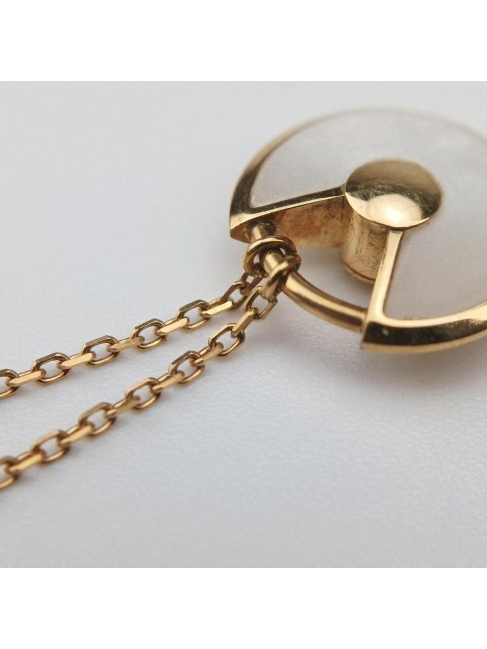 Dior Amulet de Gold White Necklace - Picture 13 of 15